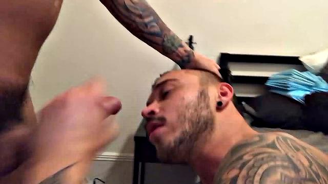 Chris Meyers Sucks Seth