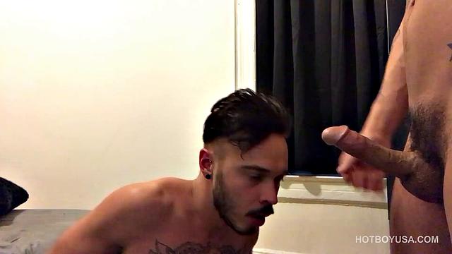 Chris Meyers Sucks Seth