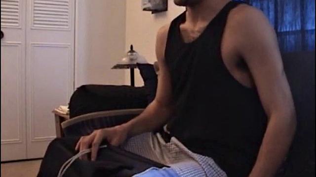 Straight Enrique Gives Head