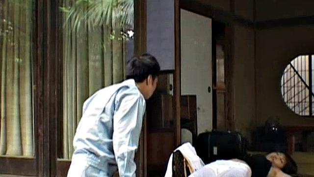 Sexy Japanese Teen Licked Out then Pussy Smashed