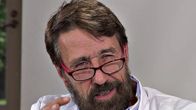 доктор прописал блондинке толстый член от скуки