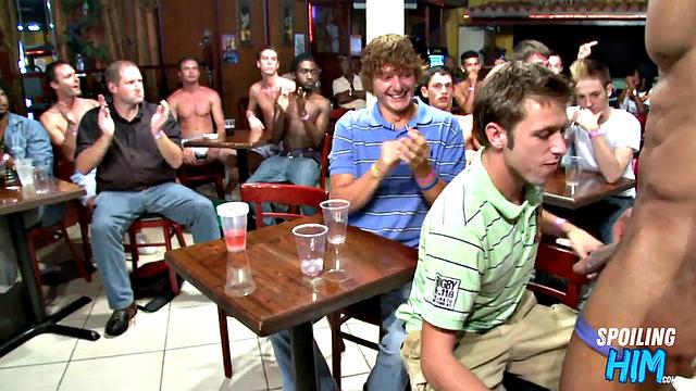 Real sex with muscled stripper at event