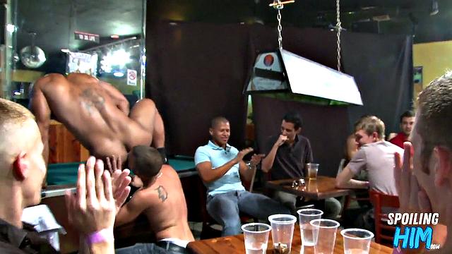 Real sex with muscled stripper at event