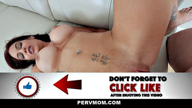 Stepmom Sex Sessions