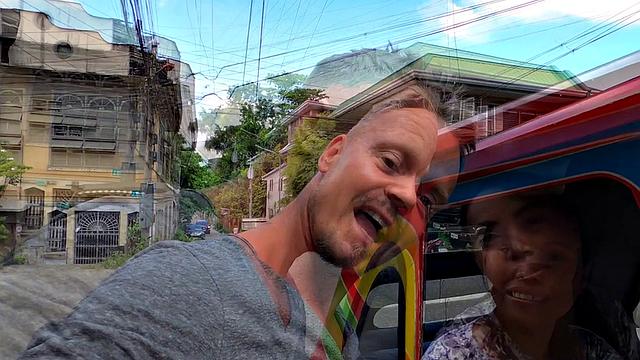 Зрелая азиатка ловит мощный финиш прямо на лицо