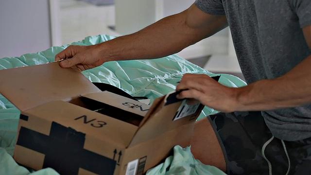 My slutty girlfriend can't resist my kinky desires and gives me the best blowjob ever!