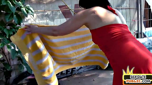 German public outdoor lady squirts on sex date fuck