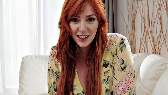 Соседка Лорен Филлипс (Лорен Филлипс) решила скрасить скуку минетом