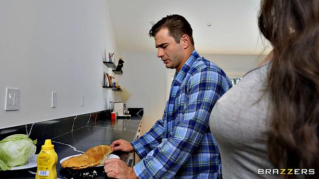 Delicious Naturals & Spunky Spinner