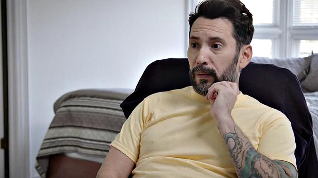 Cocksucking stepdaughter fucked by stepdad while alone