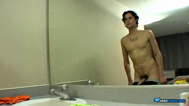 Joey - Pickin&amp;amp;#039; A Pair! - Joey Steals