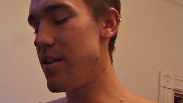 Dick Sucking Threeway
