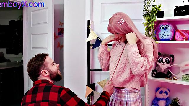 Sweet trap surrenders to hunk