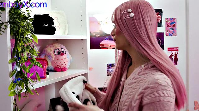 Sweet trap surrenders to hunk