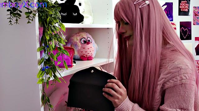 Sweet trap surrenders to hunk