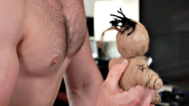 Mesmerized hunk fucks in office during lunch break