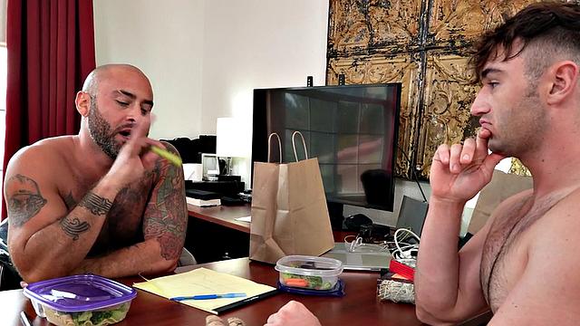 Mesmerized hunk fucks in office during lunch break