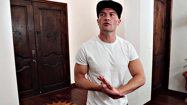 American femdom mistress goes wild with her vibrator & deepthroats like a pro