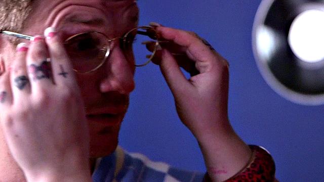 Customer Service XLGirls.com Style