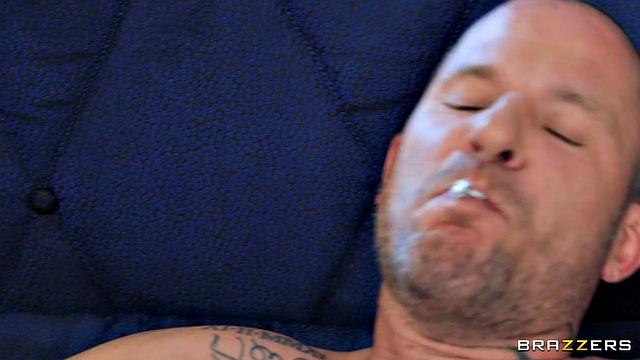 Phoenix is a Bad Wife