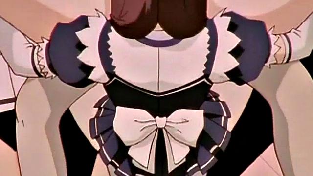 Властная лесби заставляет подругу лизать страстно