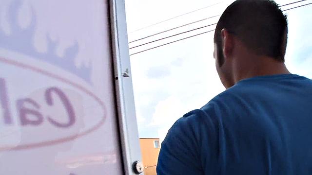 Fooled str8 gloryhole sucked and by gay dude