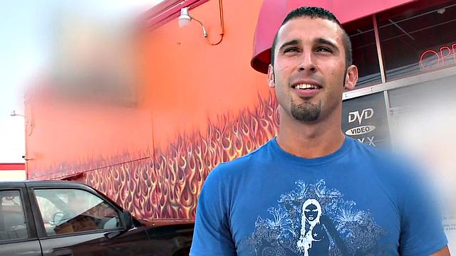 Fooled str8 gloryhole sucked and by gay dude