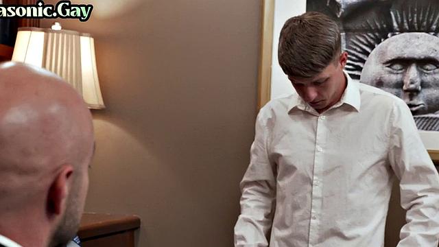 Powerful mason bareback fucks twink skinny ass in office