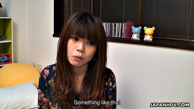 Young wife Kanon Hasegawa gets creampied