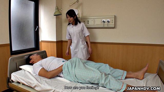 Reina Wamatsu helps cure a patient of erectile dysfunction by banging him