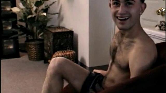 Giving Straight Boy Paulie Some Head