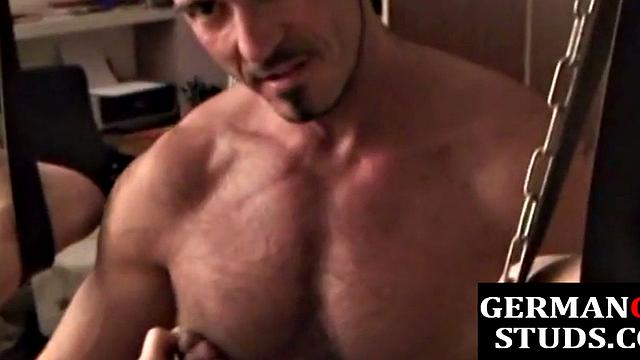 Inked German studs dicksucking and barebacking in a threesome