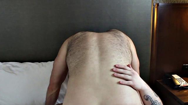 Dean Gauge is back and he is hungry for Derek's thick cock. Derek is quick to work on Dean's nips, before sucking his cock. Then, with his legs in the air, Derek eats Dean's ass.