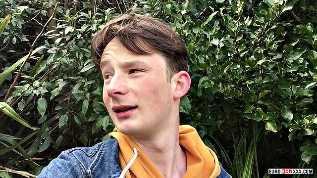 Brave Guy In the Forest - Andy's Adventure
