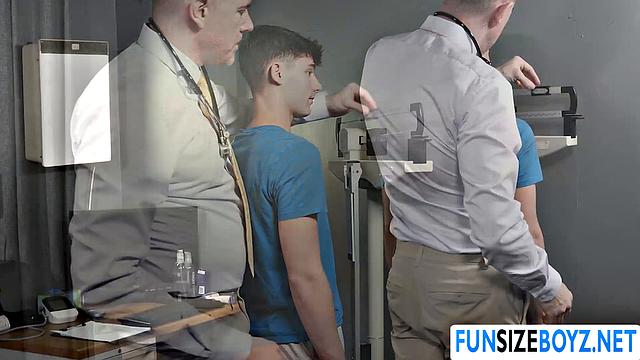 Pervert doctor stretches the ass of patient