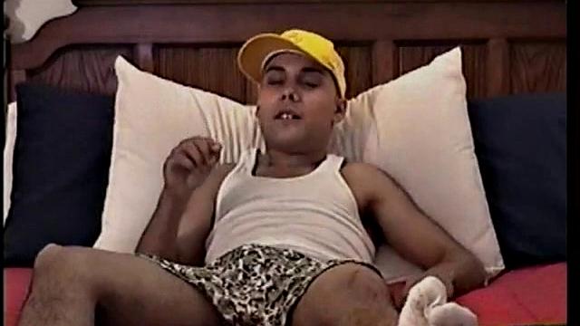 Servicing Latino Paco