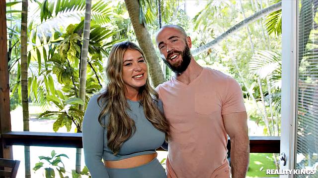 Keeping Up with the Voyeurs