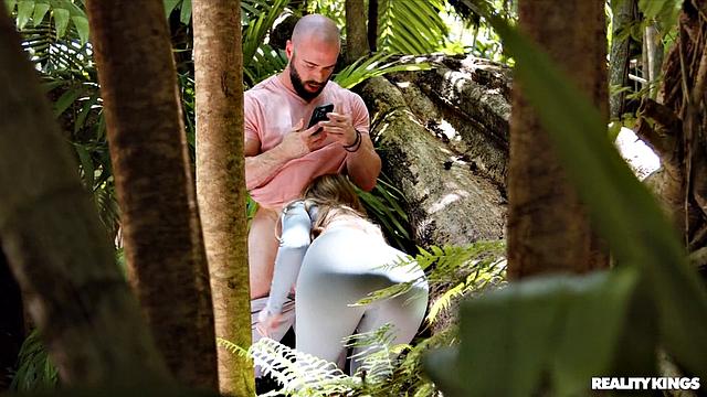 Keeping Up with the Voyeurs