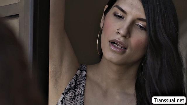 Giving my new neighbor a warm blowjob