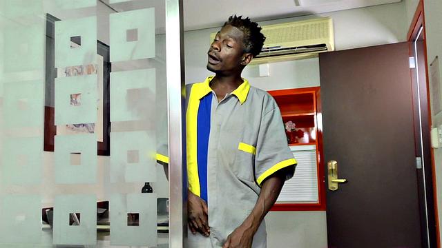 Handyman's BBC Makes Ts Isa Laurence Cum