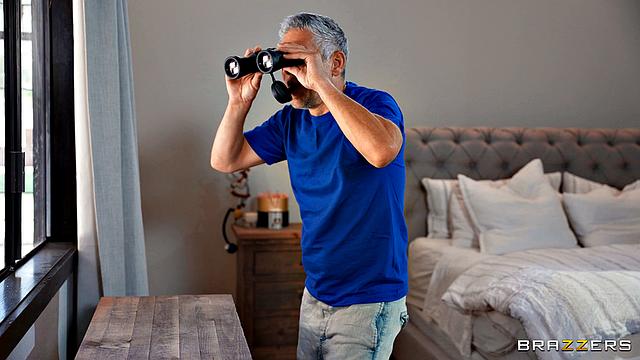 Peeping Stretches Her Out