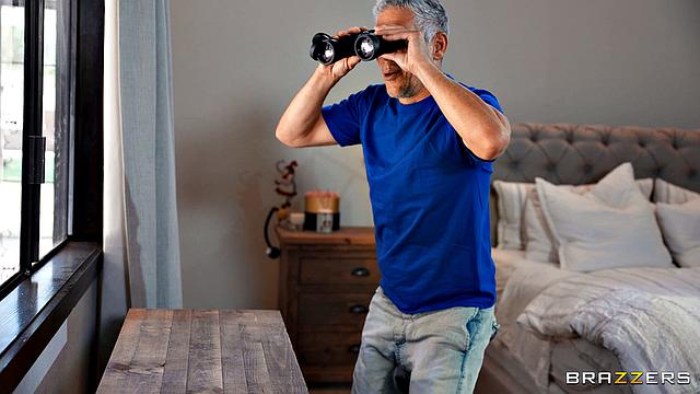 Peeping Stretches Her Out