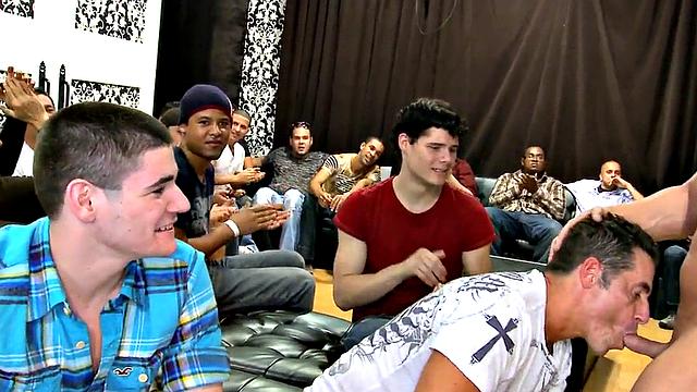 Party amateurs giving brain in public