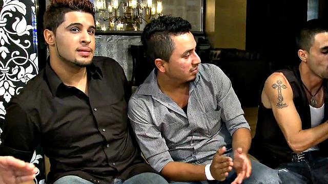 Party amateurs giving brain in public