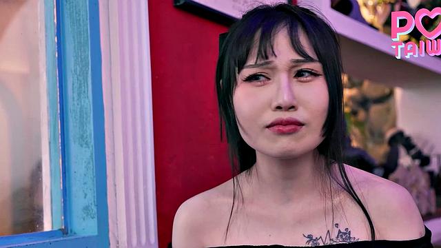 POV Date With Cute Porn Star Xiao Ye Followed By Hotelroom Sex