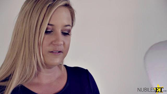 Handmaidens The Woman - S2:E5