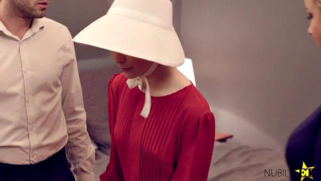 Handmaidens The Woman - S2:E5