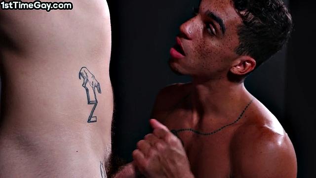 'я же гетеро' не помогло - доминантный черный отсосал до финиша