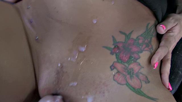 Cabbie Fucks Brunette Beauty's Lips And Big Ol' Tits