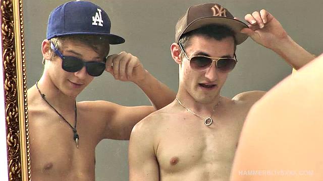 Марко Рид и Рики не могут остановиться, когда встречаются два больших члена